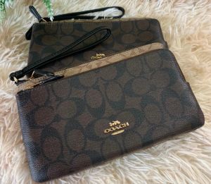 Coach C5576 Wristlet Phone Wallet Gold Khaki Black