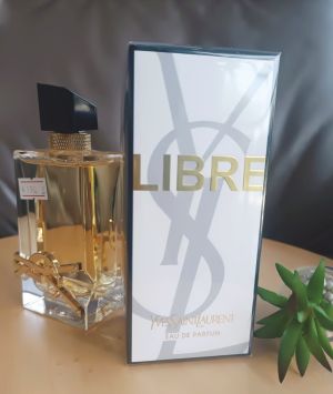 น้ำหอม Yves Saint รุ่น Libre Eau de Parfum 90ml