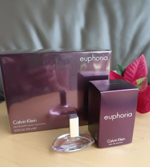 น้ำหอม CK Euphoria EDP 100ml กล่องซีล